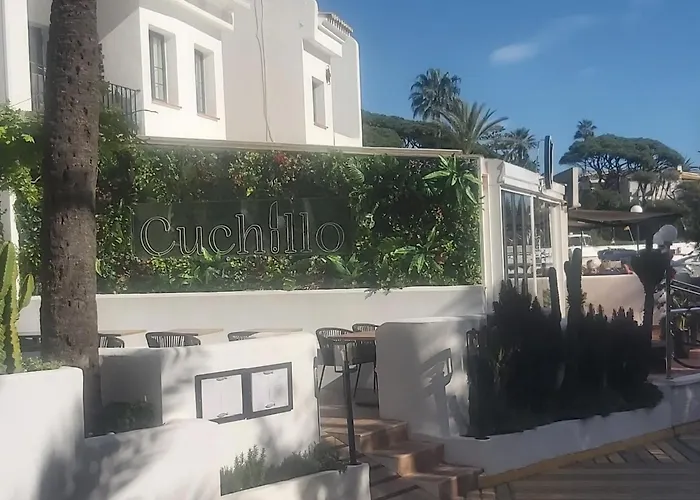 Mi Patio, Port Of Cabopino アパート