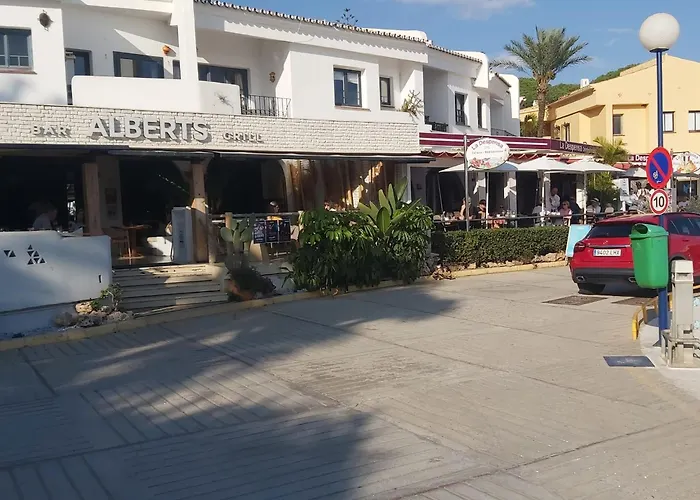 Mi Patio, Port Of Cabopino Μαρμπέλλα